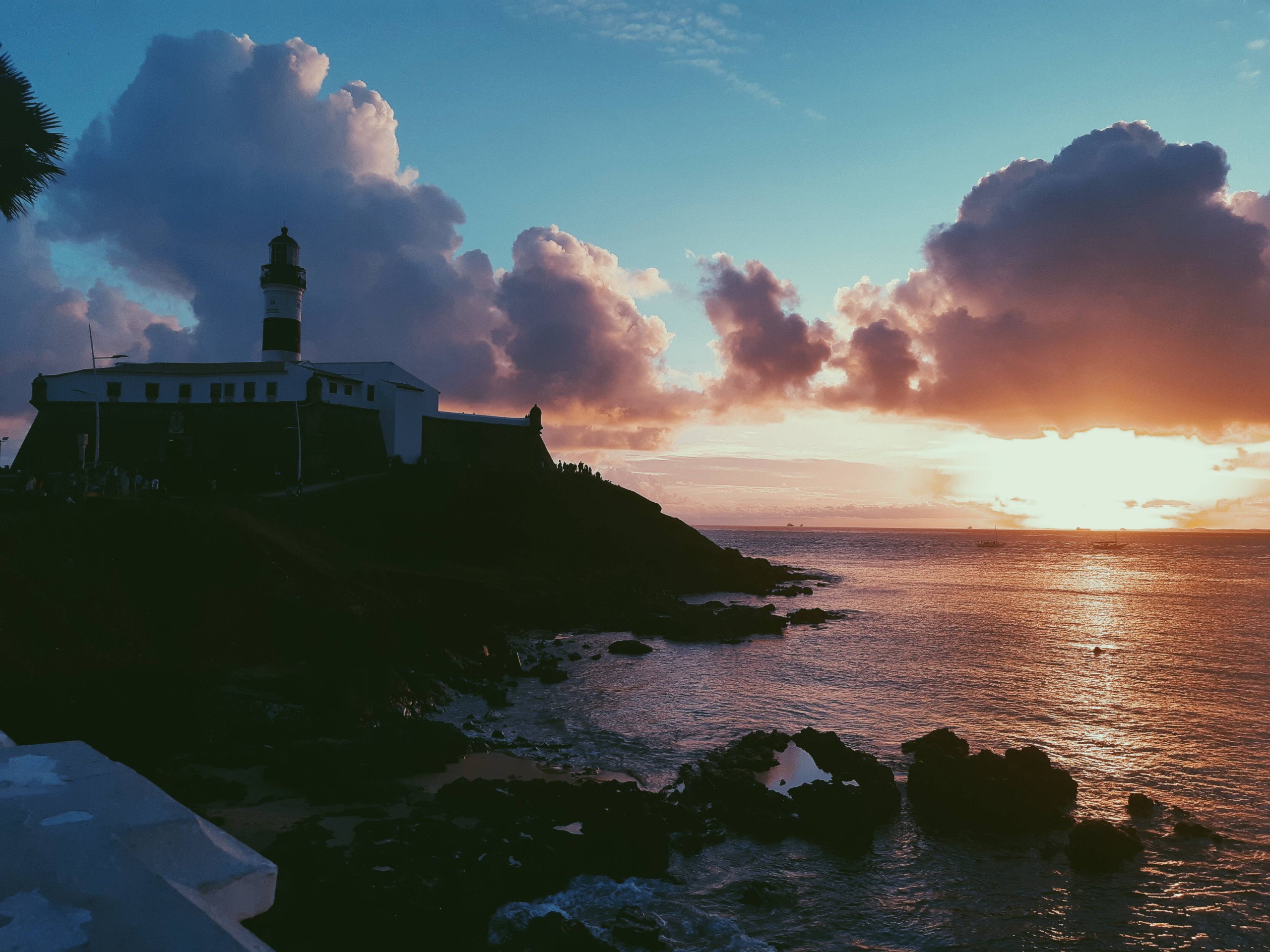 E como não dá para falar de Salvador sem pensar em praias, aproveite o Farol da Barra. Foto: Marina Teodoro/iG Turismo