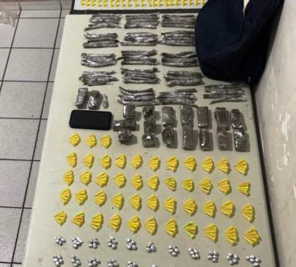 Homem de 25 anos é preso com 900 porções de cocaína, crack e maconha