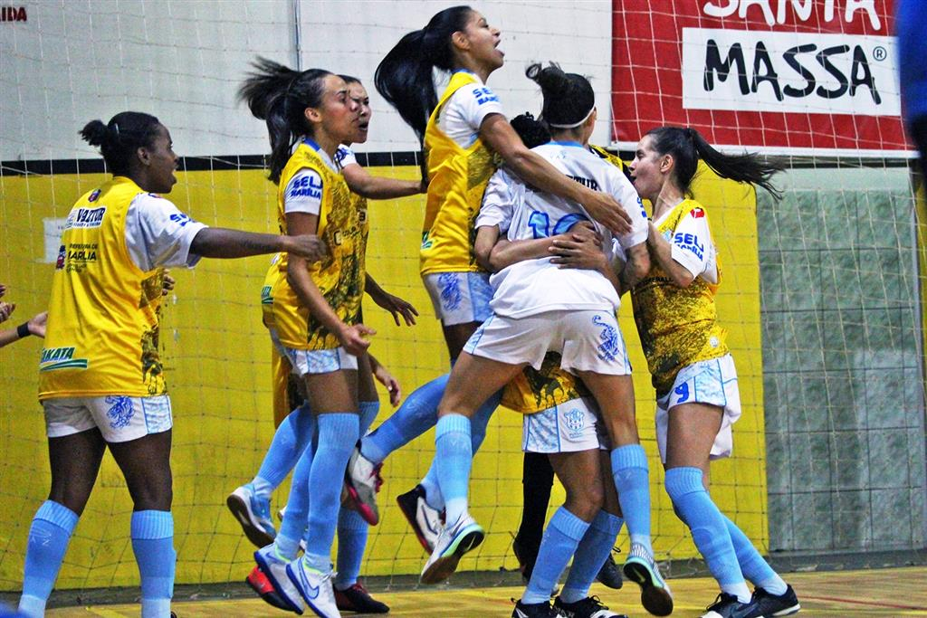 Futsal feminino de Marília vence Jaú e está na final da Copa Record