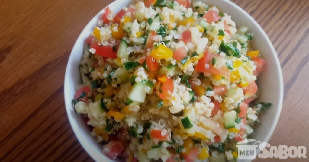 Hoje vou te ensinar a preparar um deliciosa salada de Quinoa para o natal