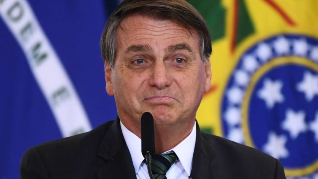 Governo Bolsonaro fez pagamentos a apresentadores em troca de apoio; entenda