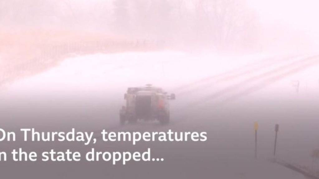 Tempestade de inverno nos EUA derruba energia em 25 estados Tempestade de inverno nos EUA derruba energia em 25 estados
