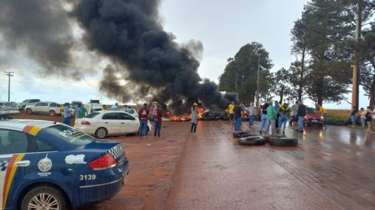 Rodovias têm 129 pontos com 216 quilômetros de filas
