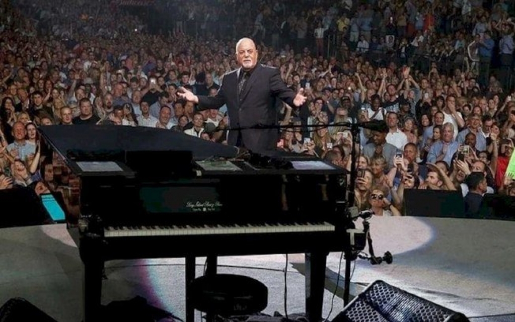 Billy Joel sobre Taylor Swift: "Ela é como os Beatles da geração dela" Billy Joel sobre Taylor Swift: "Ela é como os Beatles da geração dela"