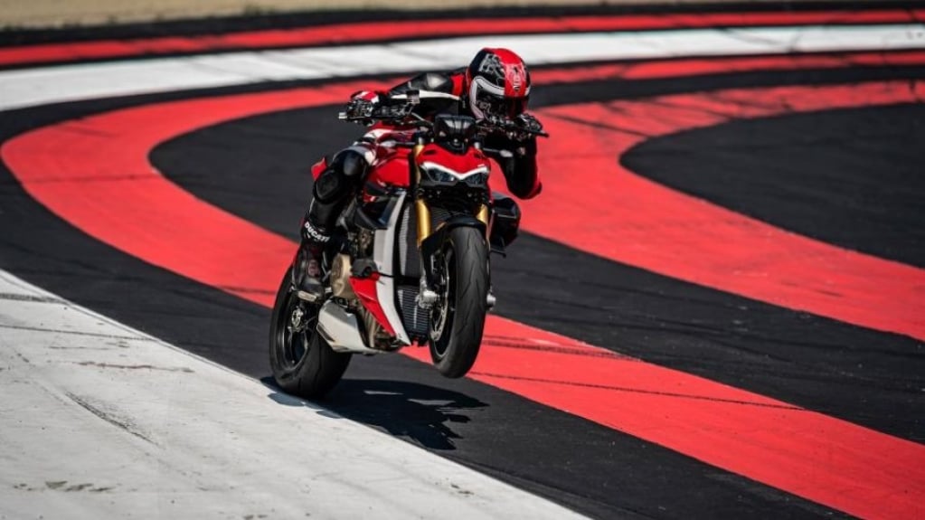 Ducati Streetfighter V4 chega ao Brasil ainda em 2021