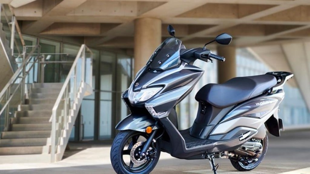 Suzuki revela novo scooter Burgman Street 125 EX