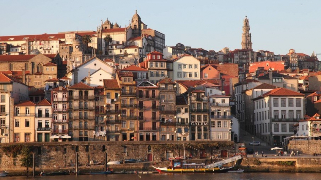 Em Portugal, centro histórico de Porto pode ser explorado em um dia