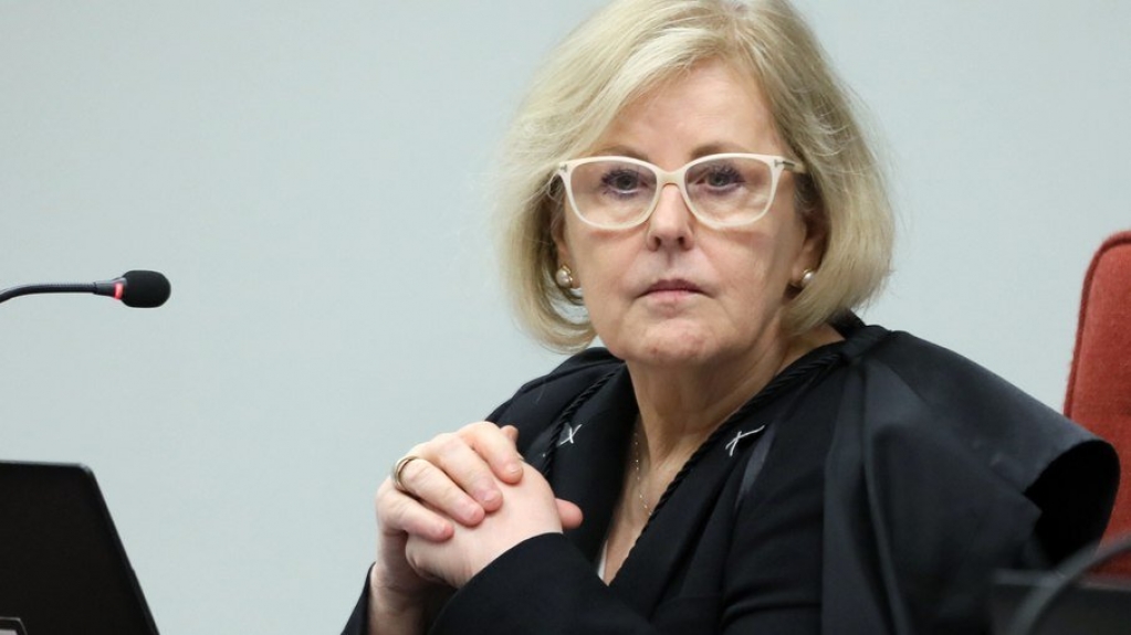 Quatro ministros votam da liberação do orçamento secreto no STF; Fachin é contra Quatro ministros votam da liberação do orçamento secreto no STF; Fachin é contra
