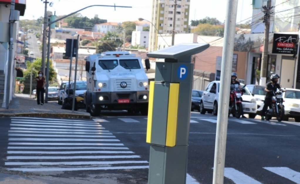 Prefeitura multa Rizzo por irregularidades na zona azul de Marília