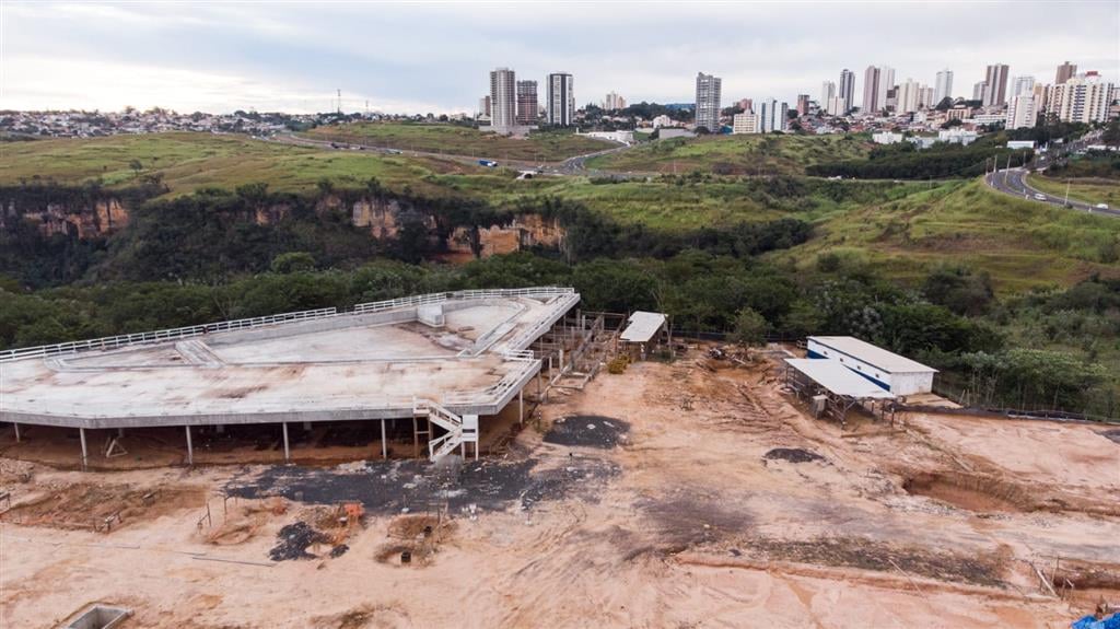 Sesc Marília deve ser entregue em 2025; imagens mostram avanço da obra