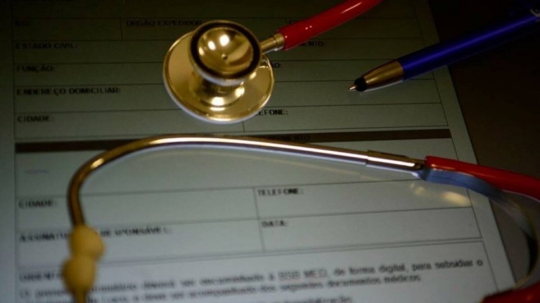47% das pessoas reajustaram orçamento para manter plano de saúde