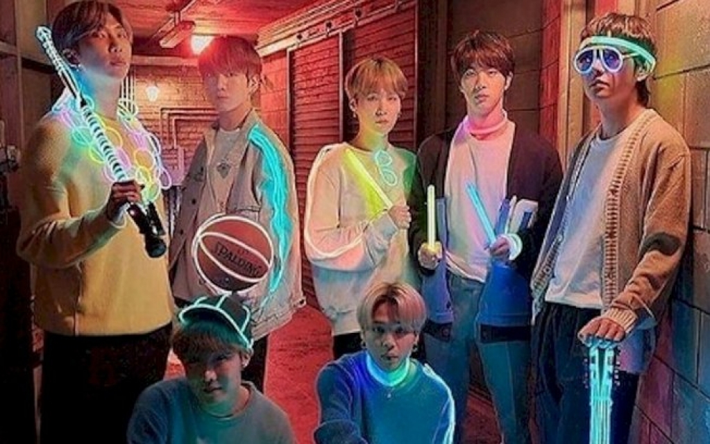BTS já é milionário só com os clipes no YouTube. Saiba quanto eles faturaram