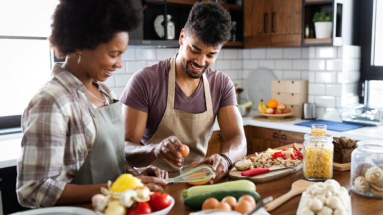 Redação EdiCase Saiba como melhorar a alimentação e combater a gordura abdominal