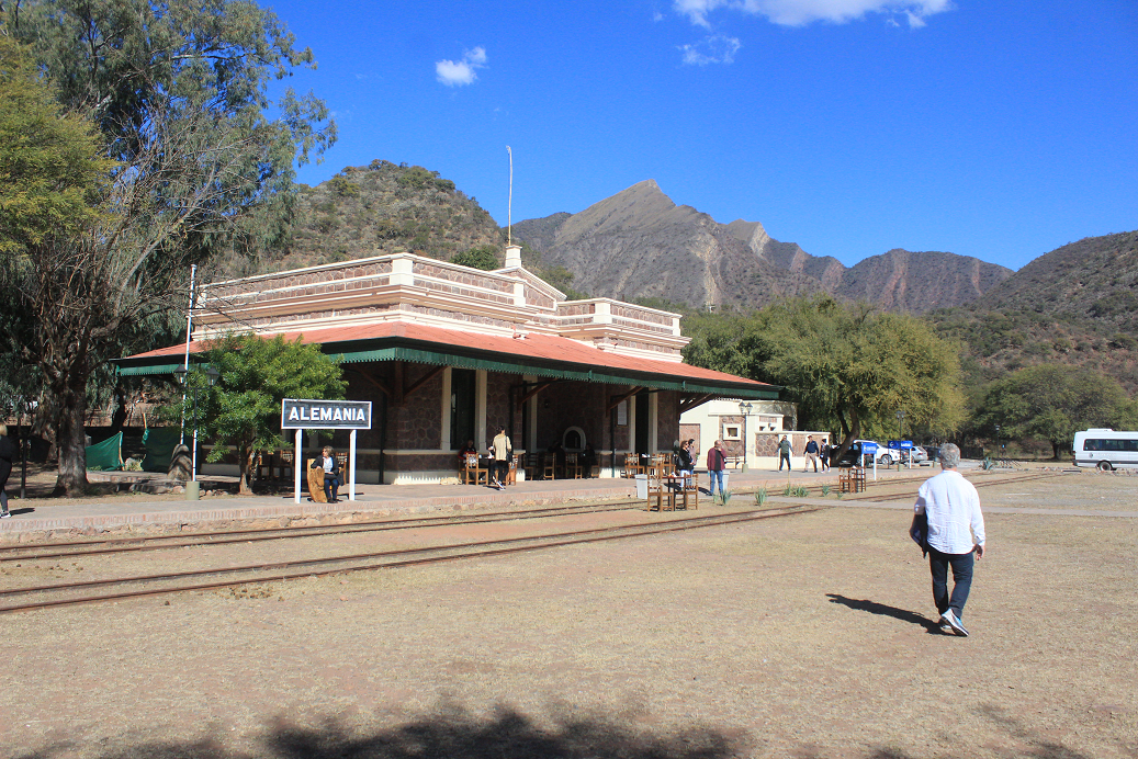 Antiga estação ferroviária de Alemanía, na Argentina, foi encerrada em 1971. Foto: Renan Tafarel/Portal iG