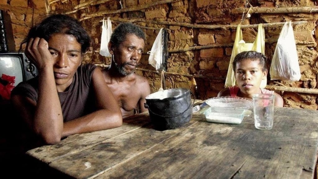 Fim do auxílio emergencial vai mergulhar o Brasil na fome