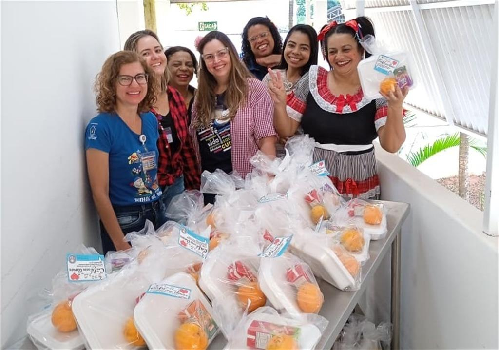 Café com Amor tem clima de festa caipira na oncologia da Santa Casa