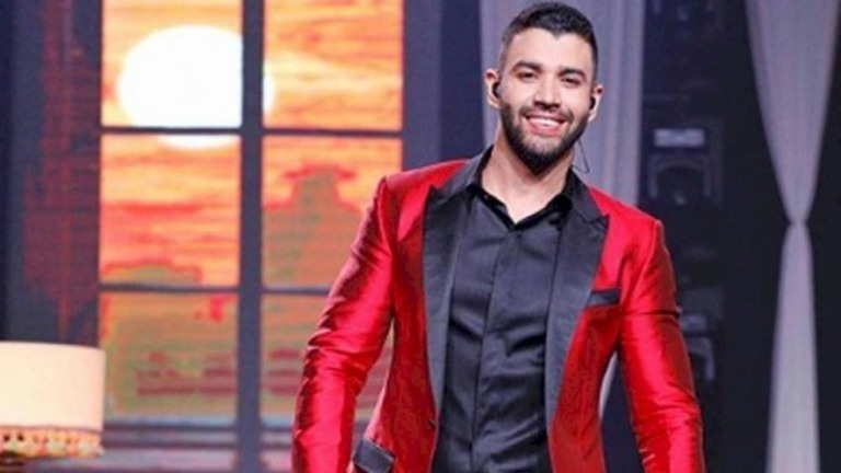 Gusttavo Lima leva cabeçada de criança; veja vídeo