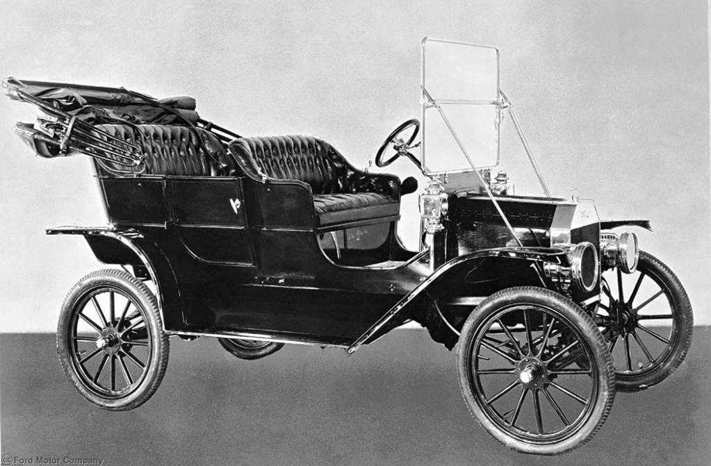 "Carro do século" completa 110 anos; veja história