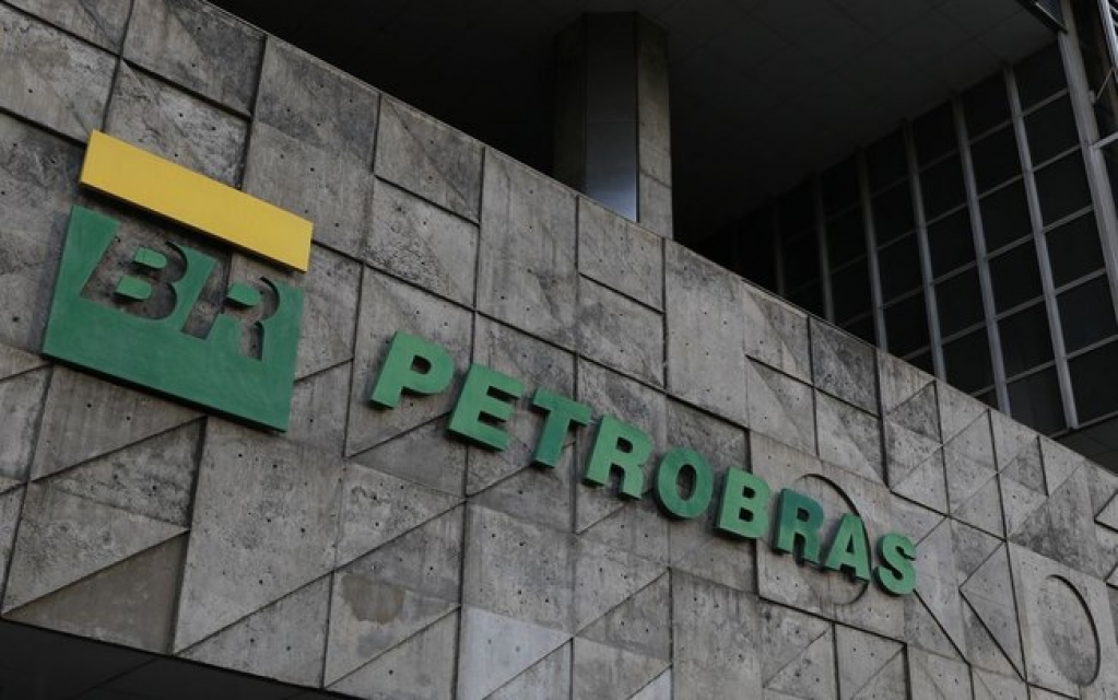 Petrobras: de Vargas ao pré-sal, a história da gigante brasileira Petrobras: de Vargas ao pré-sal, a história da gigante brasileira