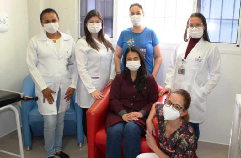 Equipe multiprofissional da oncologia na Santa Casa de Marília