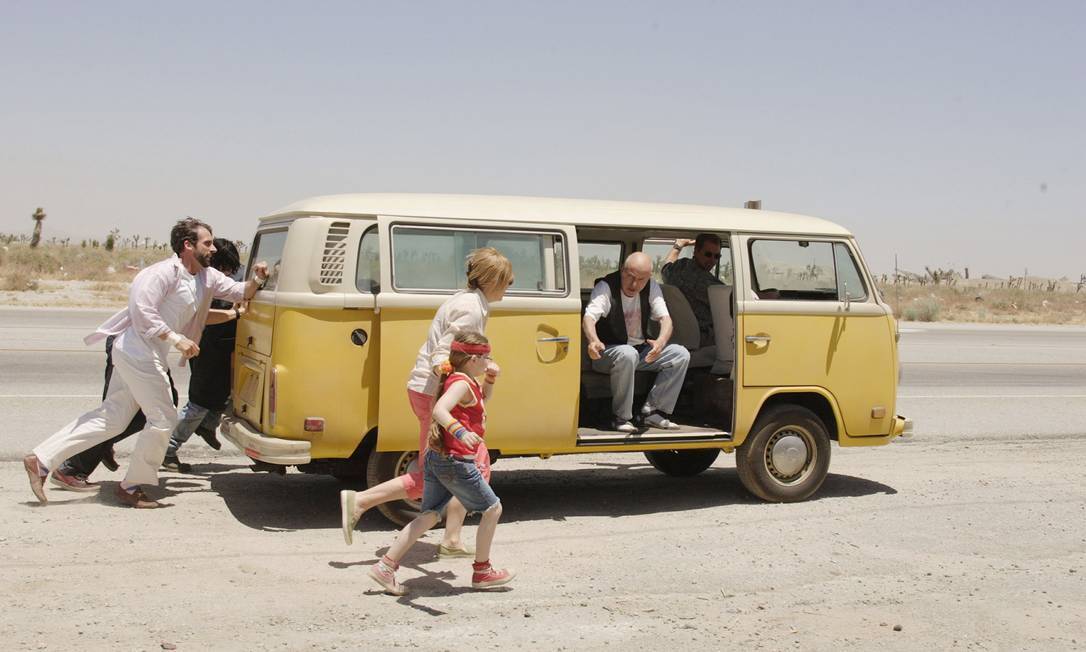 Uma das inúmeras aparições a Kombi no cinema foi no filme "Pequena Miss Sunshine". Foto: Divulgação