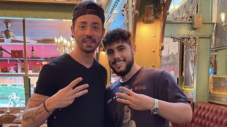 "Até o Rico na onda", brinca Marlon Barreto ao postar foto com ex-peão