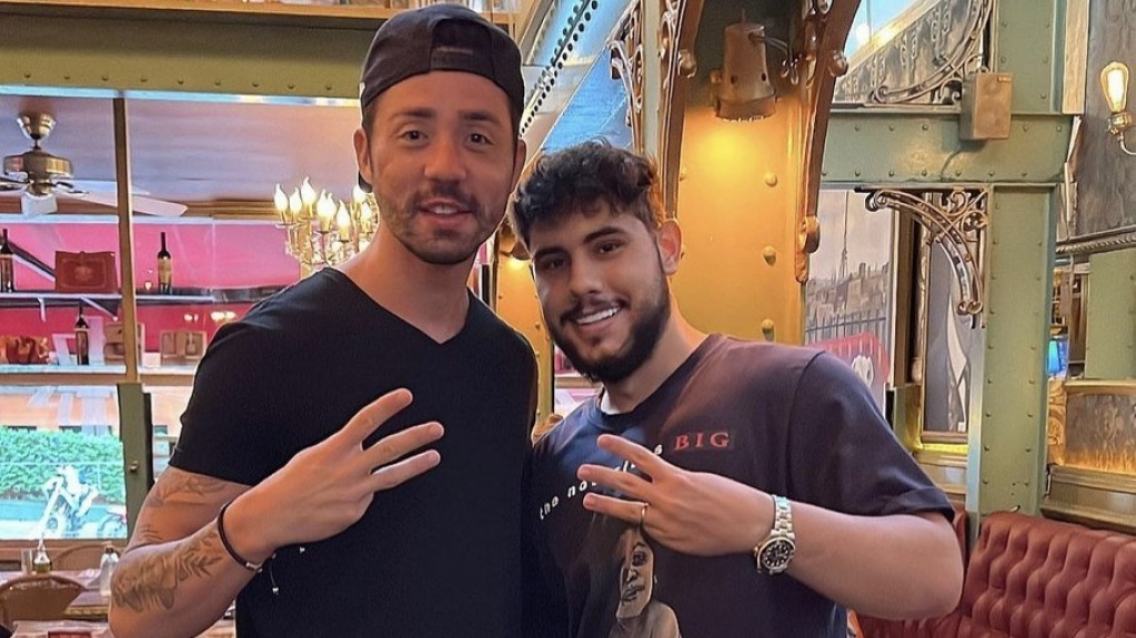 "Até o Rico na onda", brinca Marlon Barreto ao postar foto com ex-peão "Até o Rico na onda", brinca Marlon Barreto ao postar foto com ex-peão