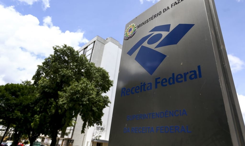 Portarias autorizam novos concursos da receita Federal e INSS