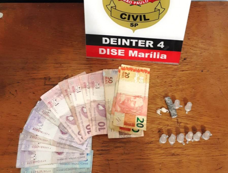 Polícia flagra venda de drogas e prende acusado de tráfico na zona norte