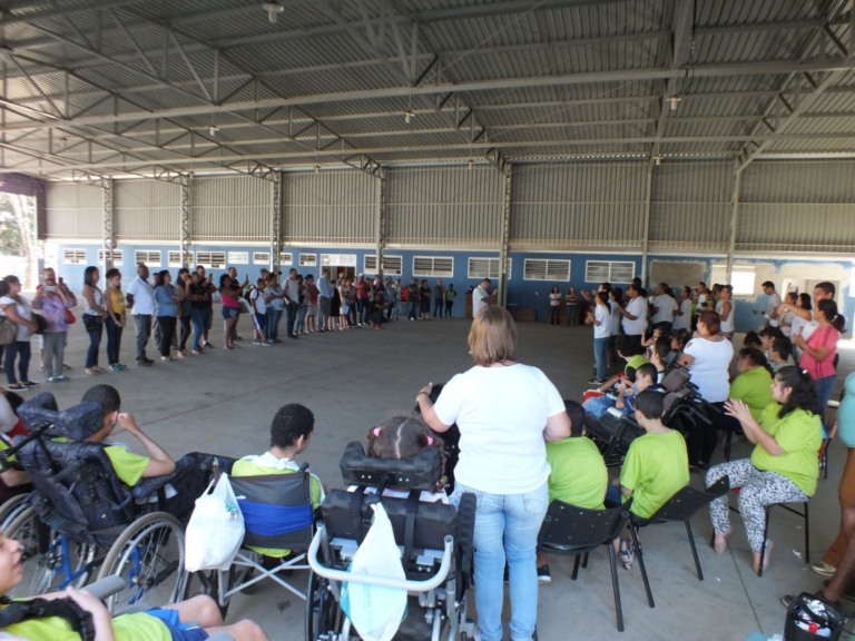 Apae terá palestras, caminhada, jogos e mais em Semana Nacional de inclusão