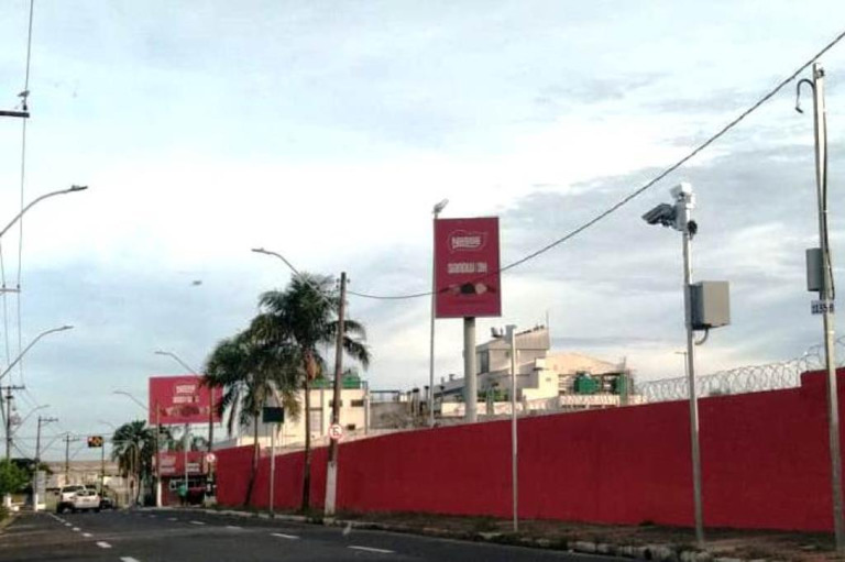 Justiça dá prazo para Emdurb justificar radares a R$ 466 mil ao mês