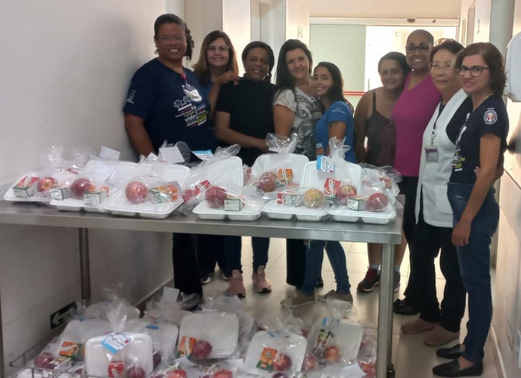 Café com Amor leva acolhimento a pacientes da oncologia da Santa Casa