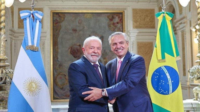 Fernández diz que há a necessidade de 'integrar a América Latina'