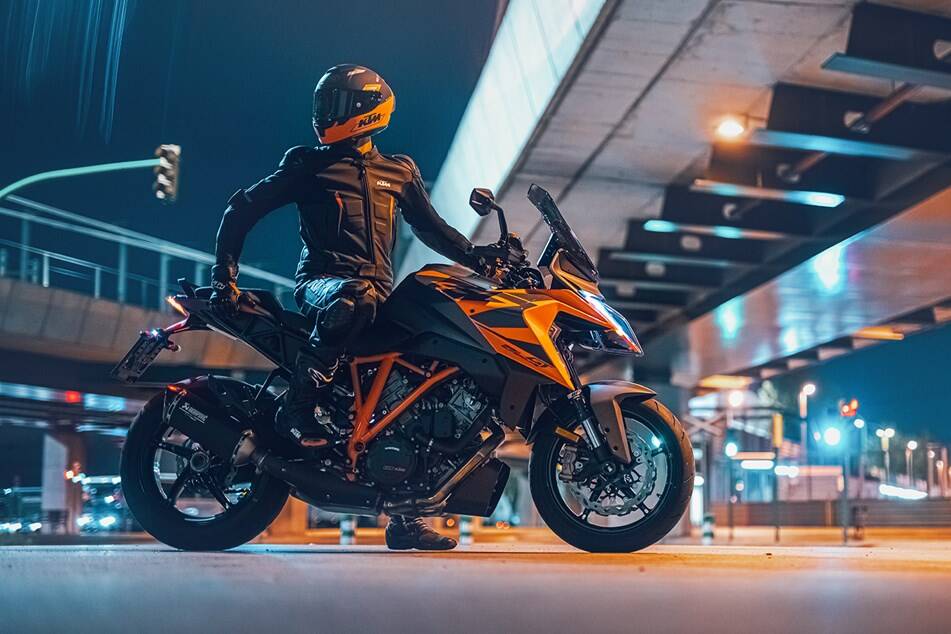 KTM Super Duke GT 2022. Foto: Divulgação