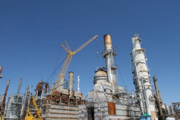 TCU bloqueia bens de Dilma por compra de refinaria nos EUA