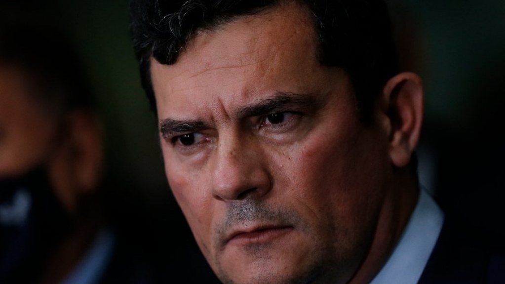 Associação de juristas pede investigação sobre ganhos de Moro Associação de juristas pede investigação sobre ganhos de Moro
