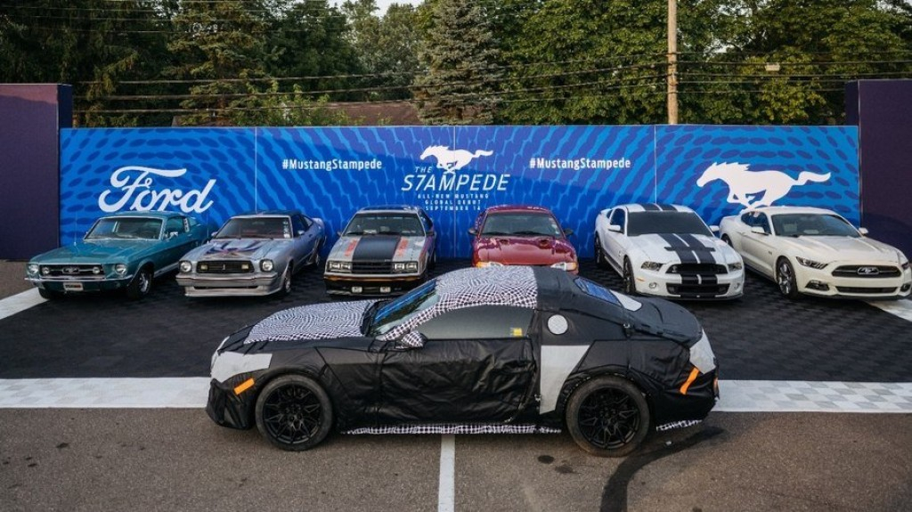 Ford lançará novo Mustang na abertura do Salão de Detroit, nos EUA