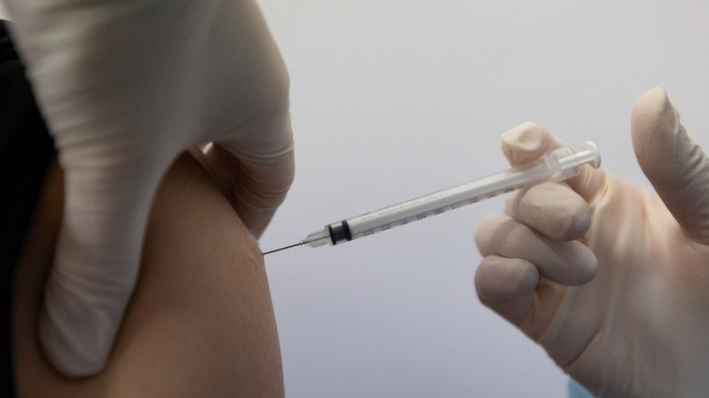 Nova vacina contra HPV é lançada no Brasil Nova vacina contra HPV é lançada no Brasil