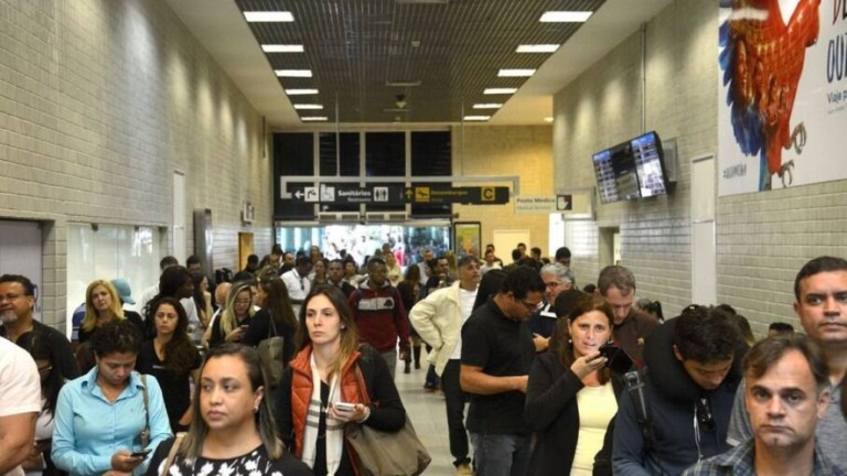 Santos Dumont pode ter limite de passageiros; entenda