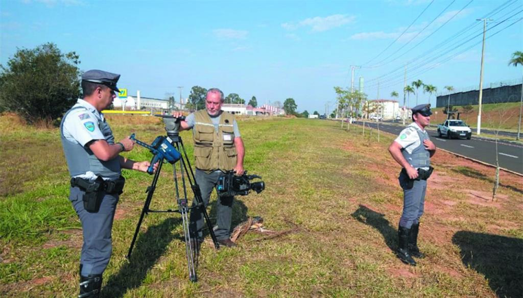 Vistoria analisa e aprova radar da Polícia rodoviária em Marília