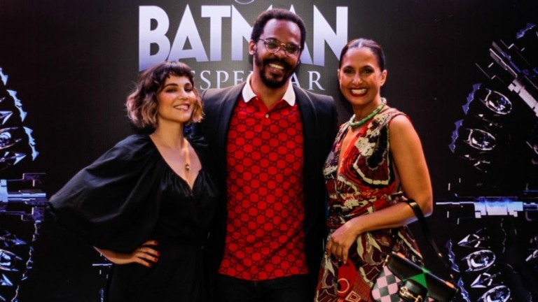 "Embaralhamos a história", diz Camila Pitanga sobre 'Batman Despertar'