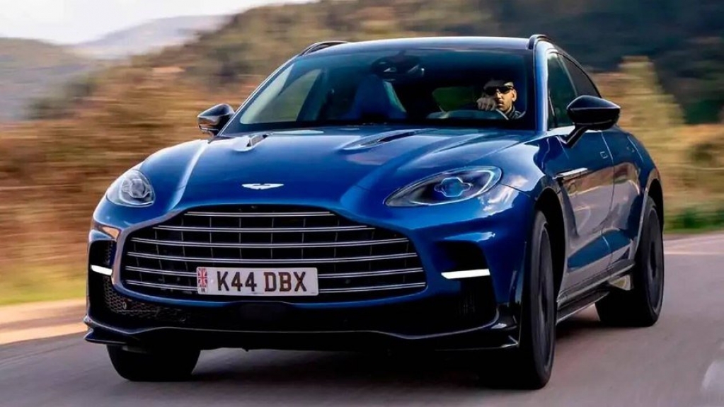 Aston Martin DBX 707, o SUV mais potente do mundo, chegará em julho