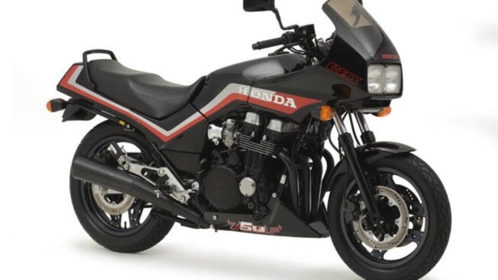 Honda CBX 750 F, a lendária "7 Galo"