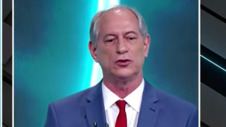 Ciro rechaça apoio à Lula no segundo turno e critica fuga de debate