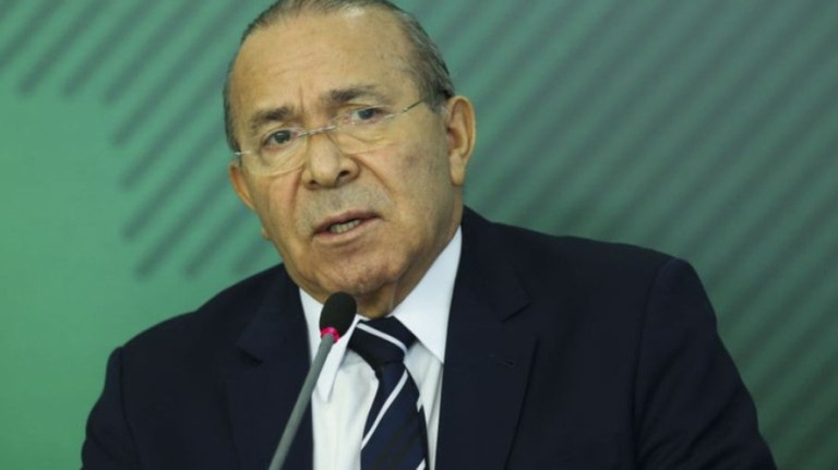 Com câncer, ex-ministro Eliseu Padilha está internado em estado grave