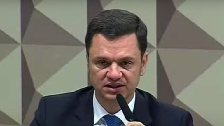 Reprodução / TV Senado – 08.08.2023 Ex-ministro da Justiça Anderson Torres depõe à CPMI do 8 de Janeiro nesta terça-feira (8)