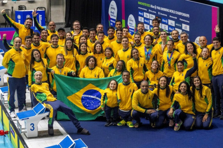 A delegação brasileira em Manchester: 46 pódios, quarto lugar geral e 100% de integrantes do Bolsa Atleta entre os medalhistas. Foto: Ale Cabral / CPB
