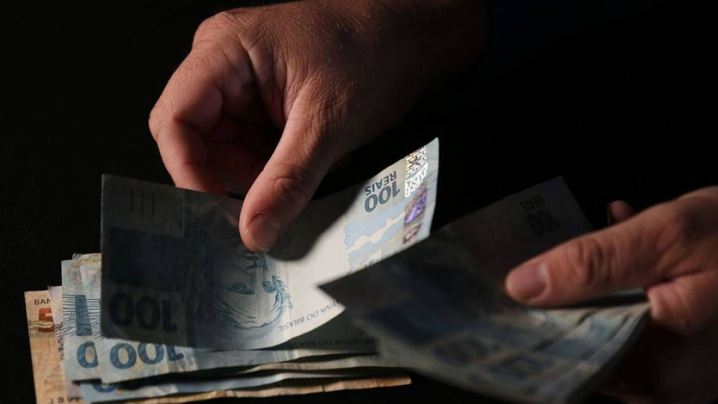 Inflação e dívidas devem ficar mais altas no próximo ano, prevê IFI Inflação e dívidas devem ficar mais altas no próximo ano, prevê IFI