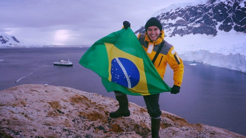 Brasileiro conta como é voar na 'pior’ e na ‘melhor’ companhia aérea