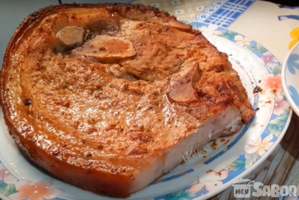 Aprenda a fazer Carne de Porco Assada no Forno